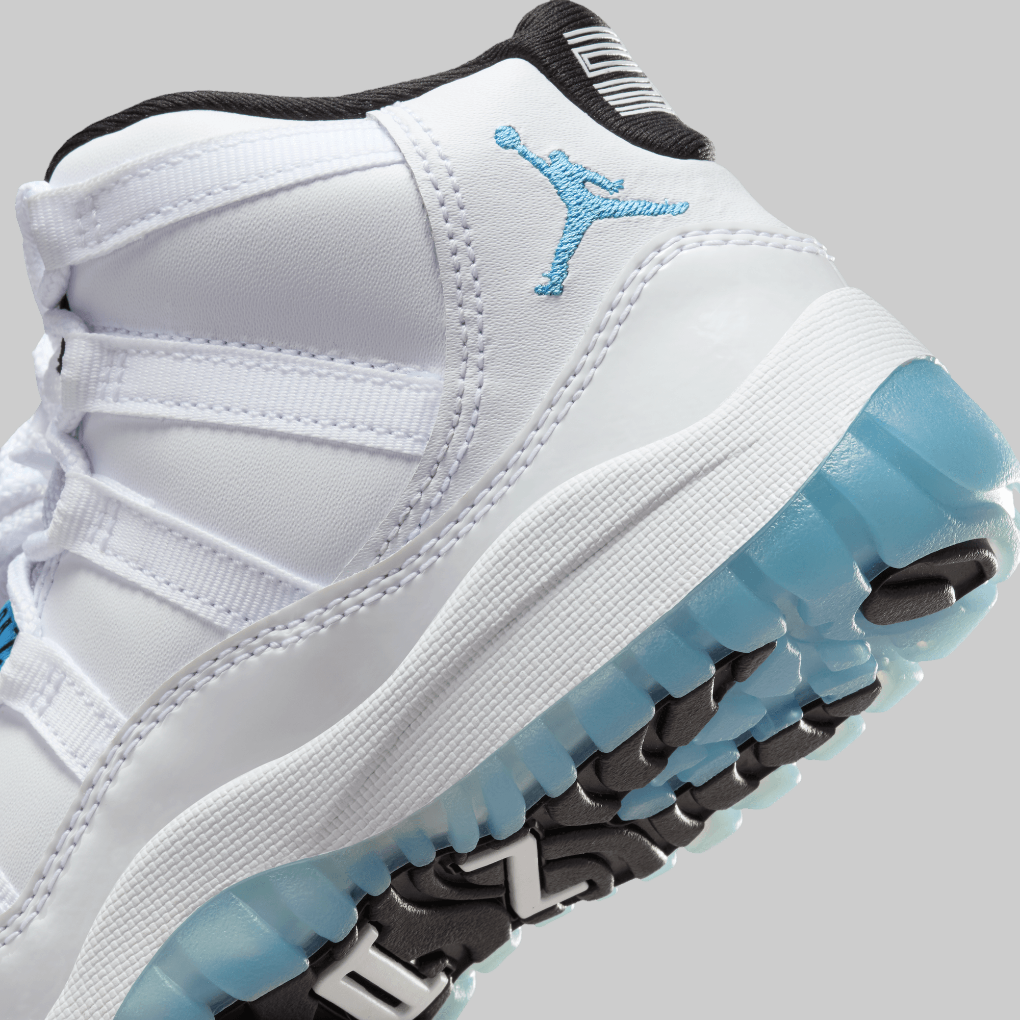 11 Retro Legend Blue Jordan 11 Id 11 Retro Legend Blue All White