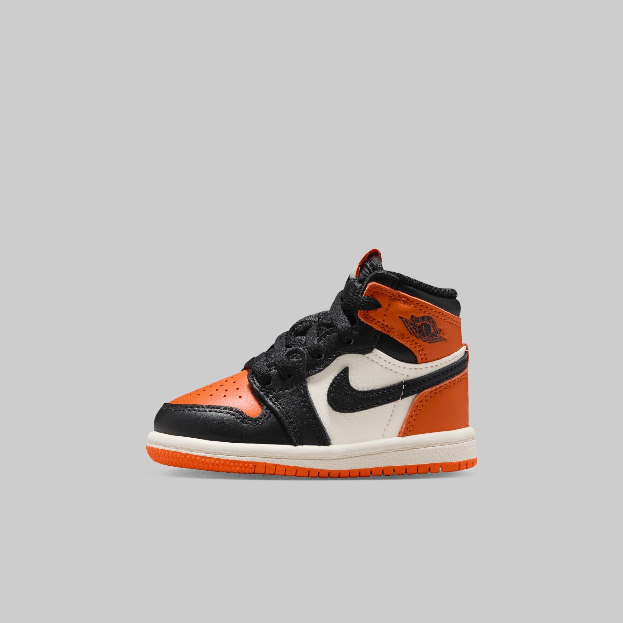 Jordan Brand Air Jordan Mid Se Orange Turf Patent Leather Retro