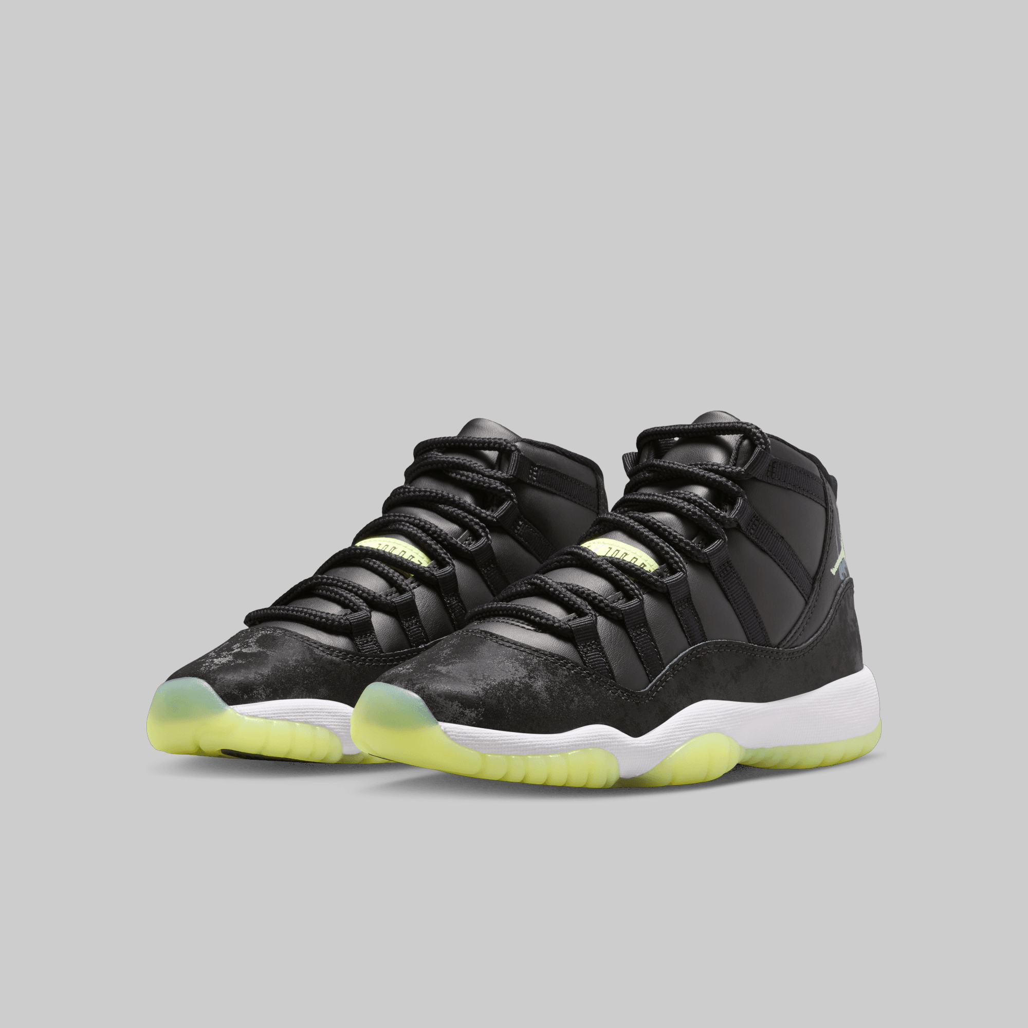 Air Jordan 11 Retro (Grade School) Halloween 