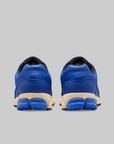 Zoom Vomero 5 QS "Swooshless"