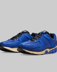 Zoom Vomero 5 QS "Swooshless"