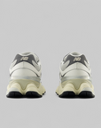 U9060v1 - 'Sea Salt Castlerock'