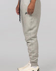 Tech Fleece Jogger - Grey Heather - LOADED