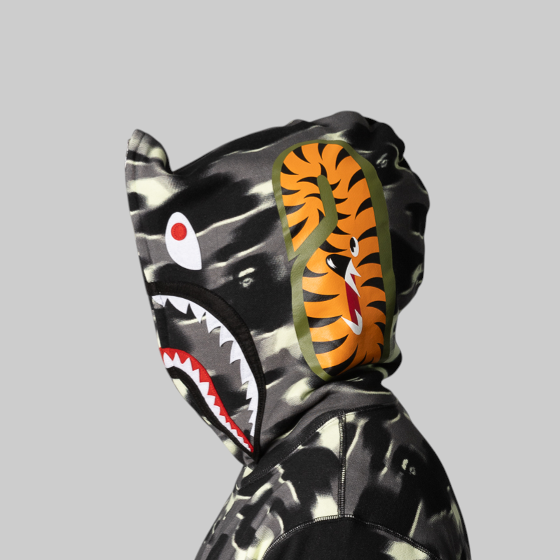 Screen Camo Shark Relaxed Fit Full Zip Hoodie - Black