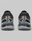 Gel-Kayano 20 - Black/Reddish Brown
