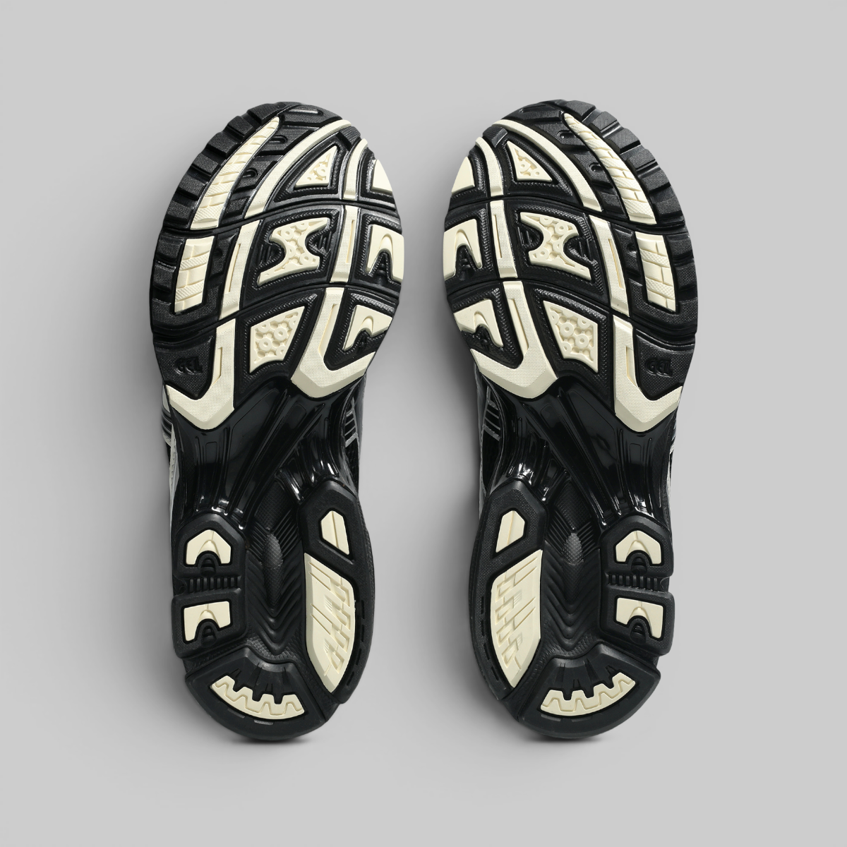 Gel-Kayano 14 - Black/Cream