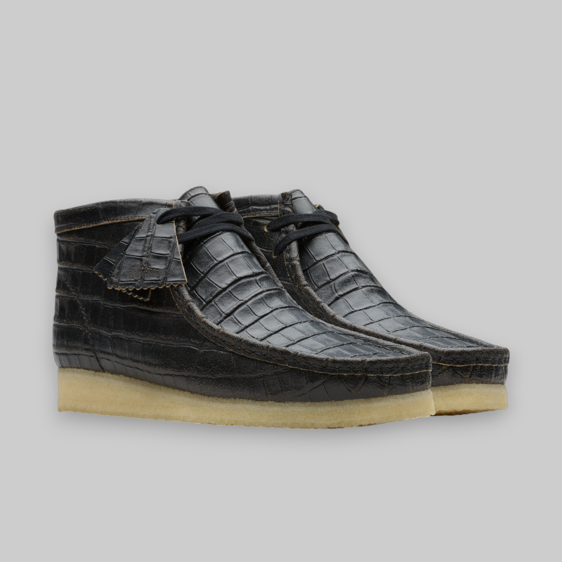 Wallabee Boot - Black/Croc Distress