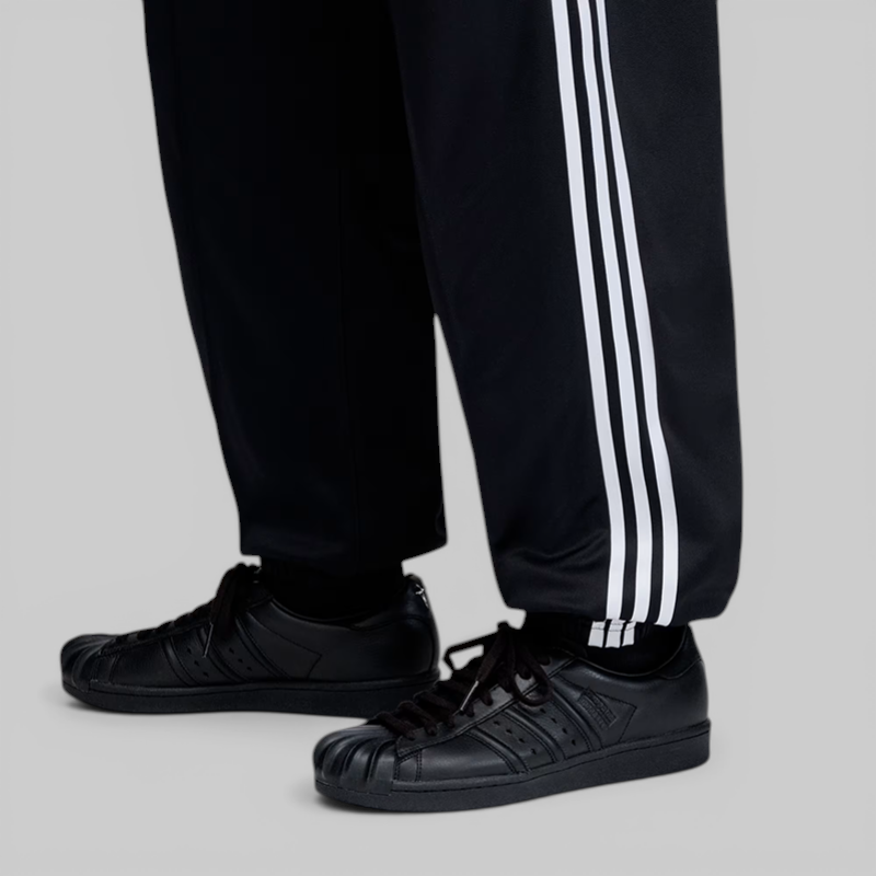 X Thug Club Superstar Jogger - Black