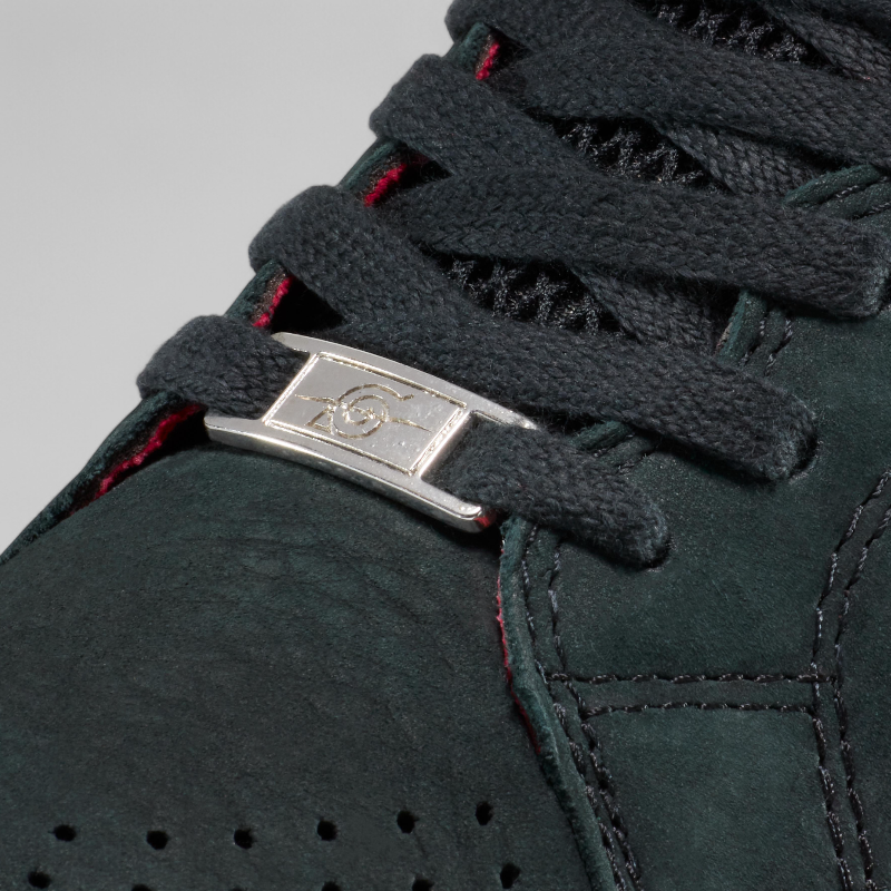 X NARUTO SHIPPUDEN Weapon Mid "Itachi"