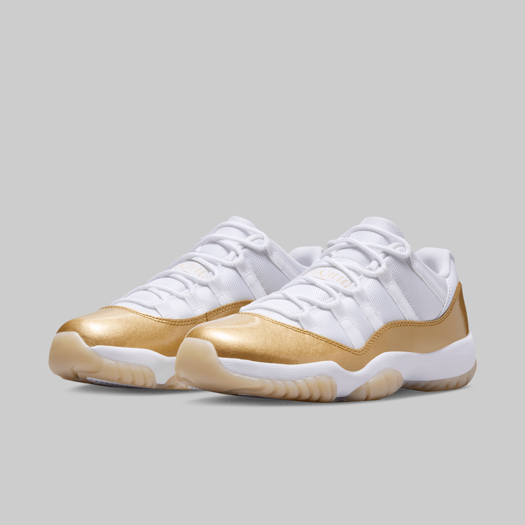 W's Air Jordan 11 Retro Low "Mother's Day"