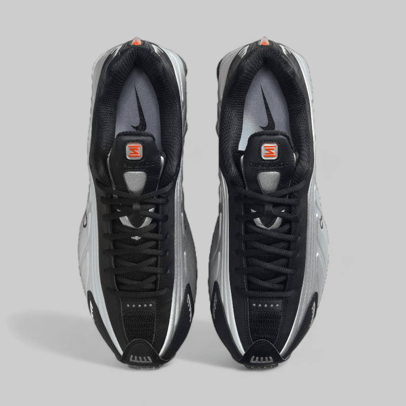 Shox R4