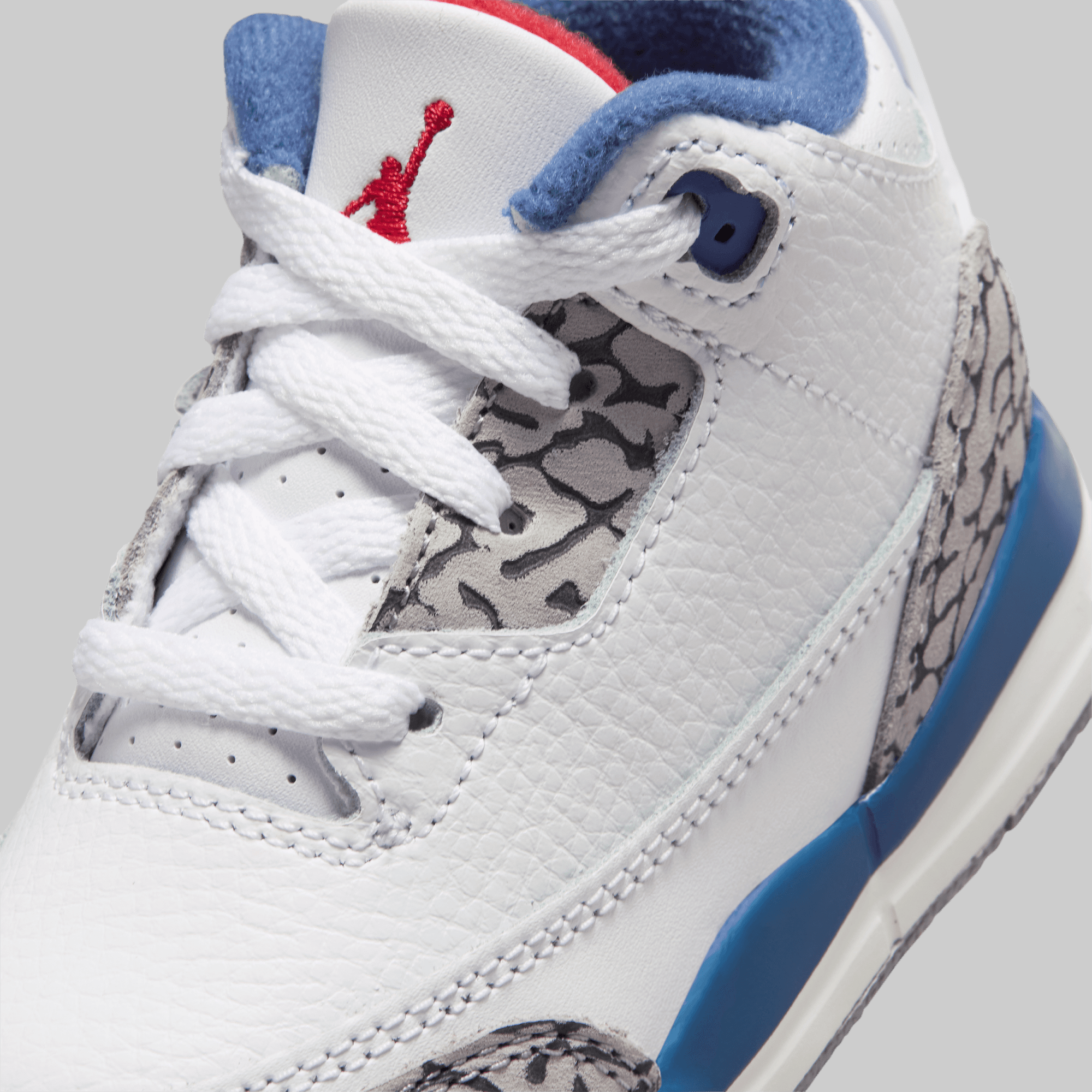 Air Jordan 3 Retro (Toddler) "True Blue"