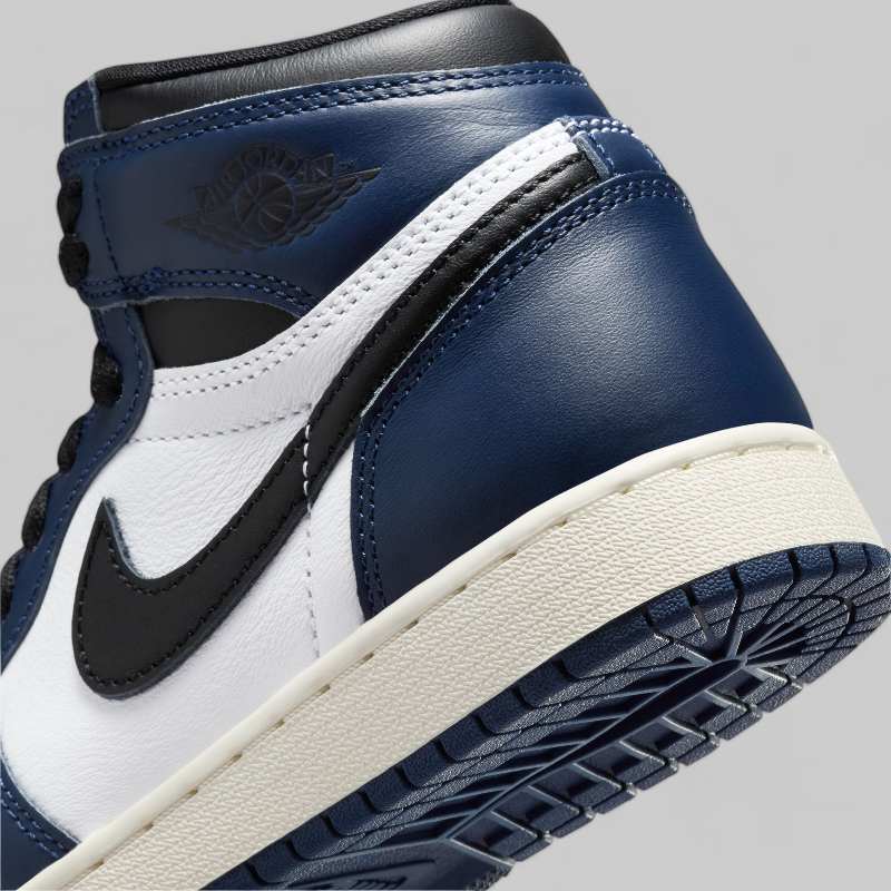 Air Jordan 1 Retro High OG &quot;Midnight Navy&quot; (Grade School)