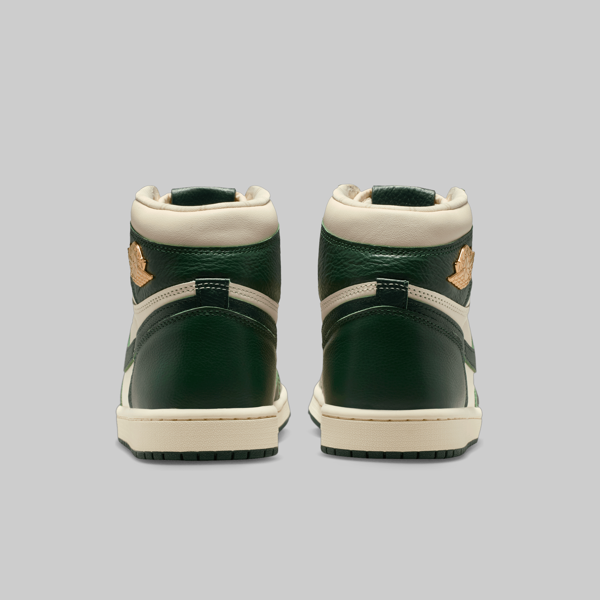 W's Air Jordan 1 Retro Hi OG "Pro Green Fir"