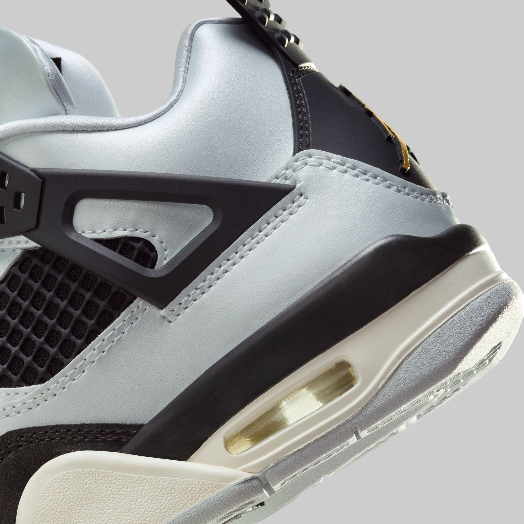 Air Jordan 4 Retro &quot;Pure Platinum&quot; (Grade School)