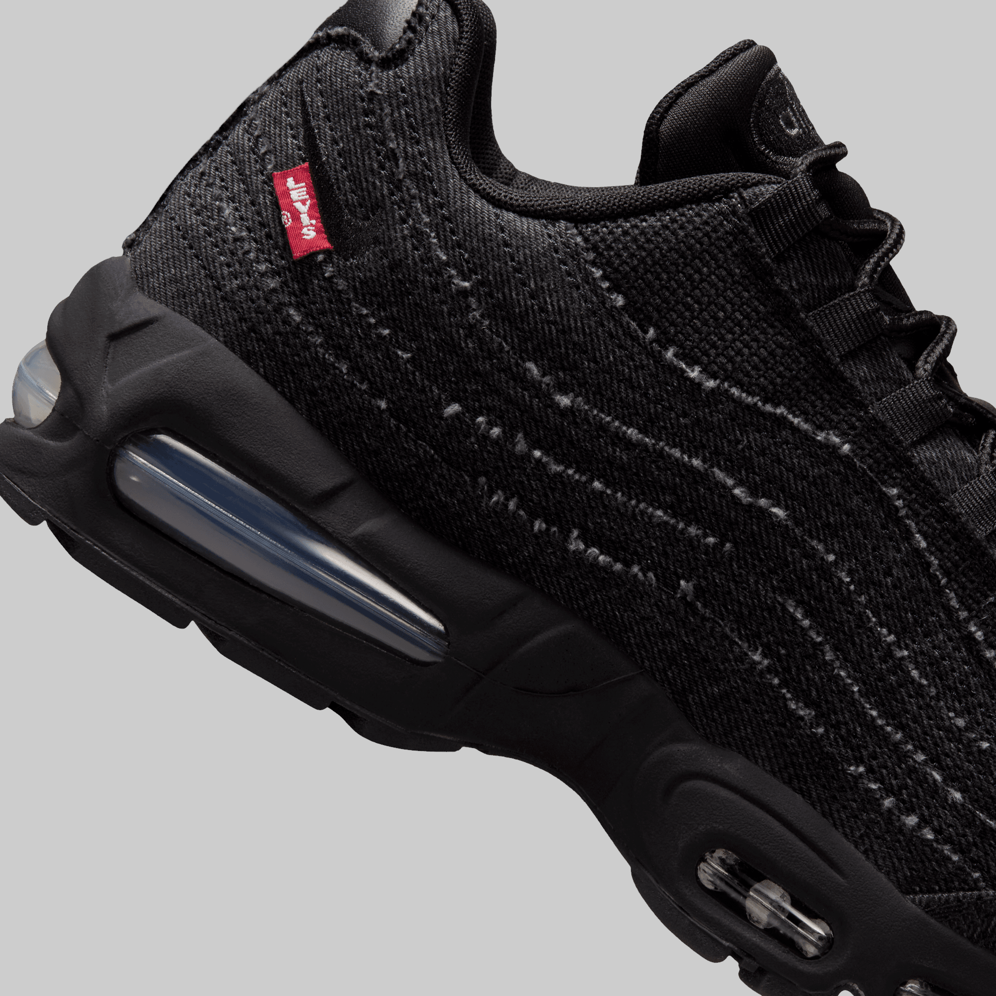 X Levi's Air Max 95 OG - Black