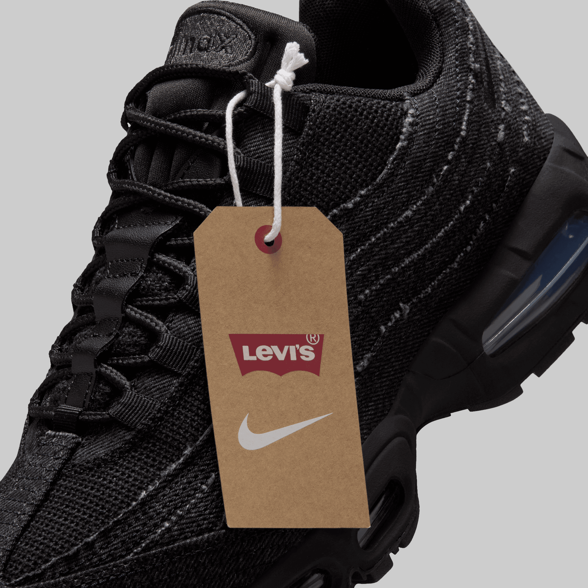 X Levi's Air Max 95 OG - Black