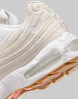 X Levi's Air Max 95 OG - Light Orewood Brown