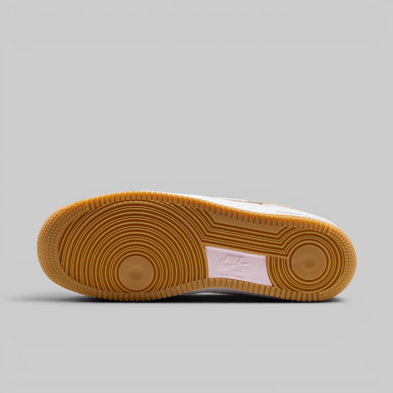 SB Air Force 1 "Light Orewood Brown &amp; Pink Foam"