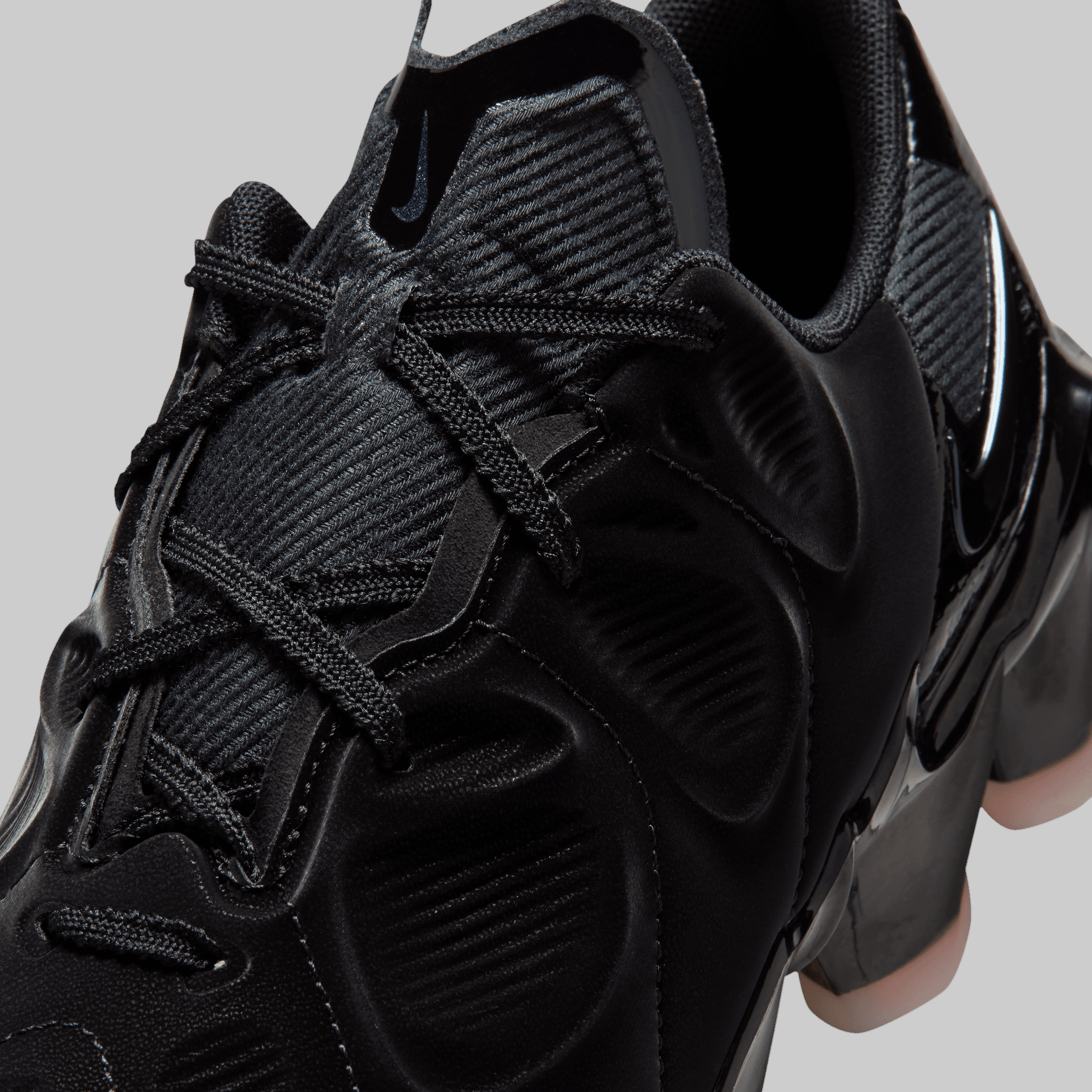 W's First Sight Mirage - Black