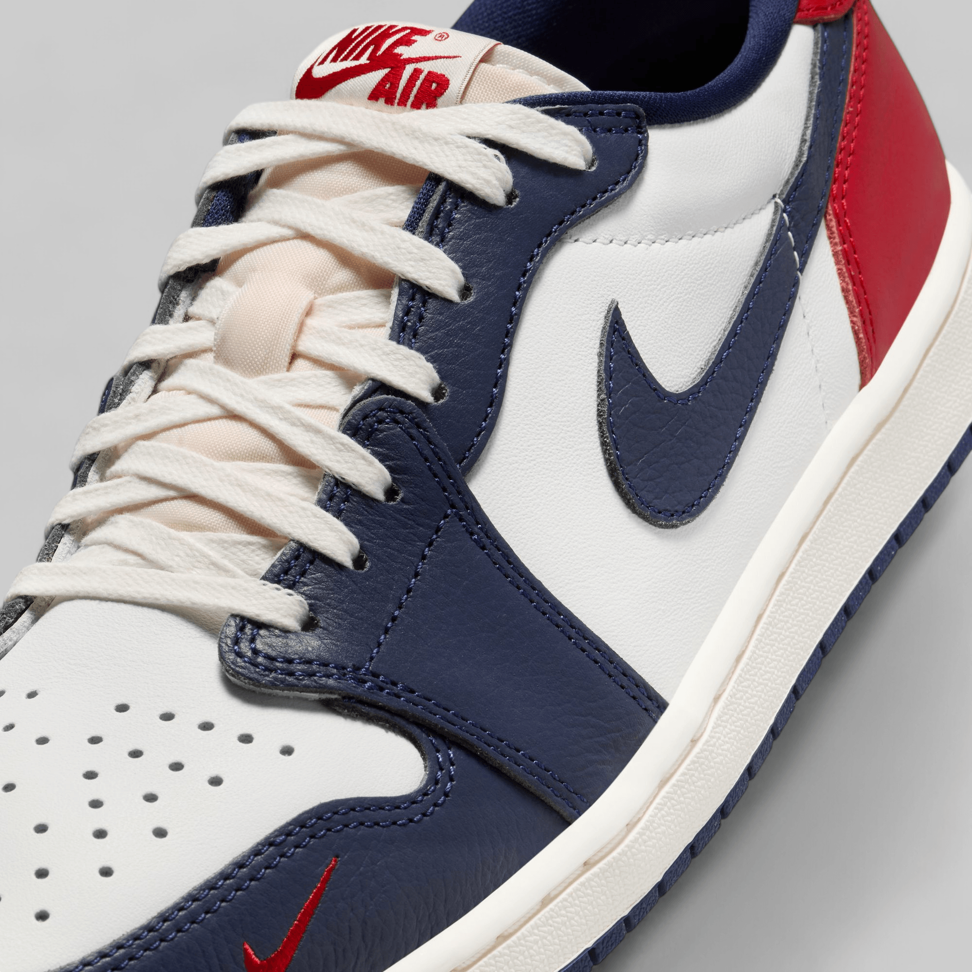 Air Jordan Retro Low