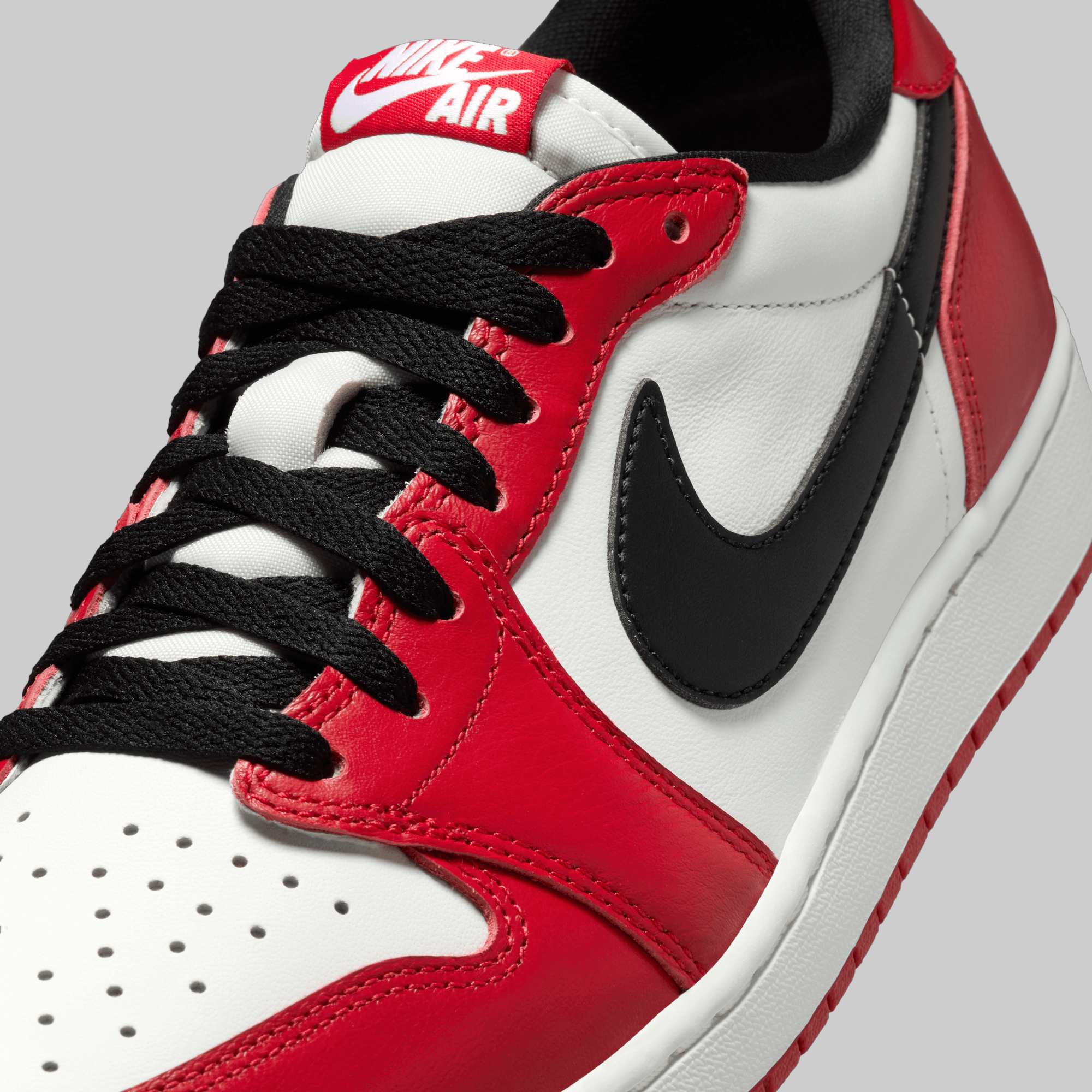 Air Jordan 1 Retro Low OG &quot;Chicago&quot;
