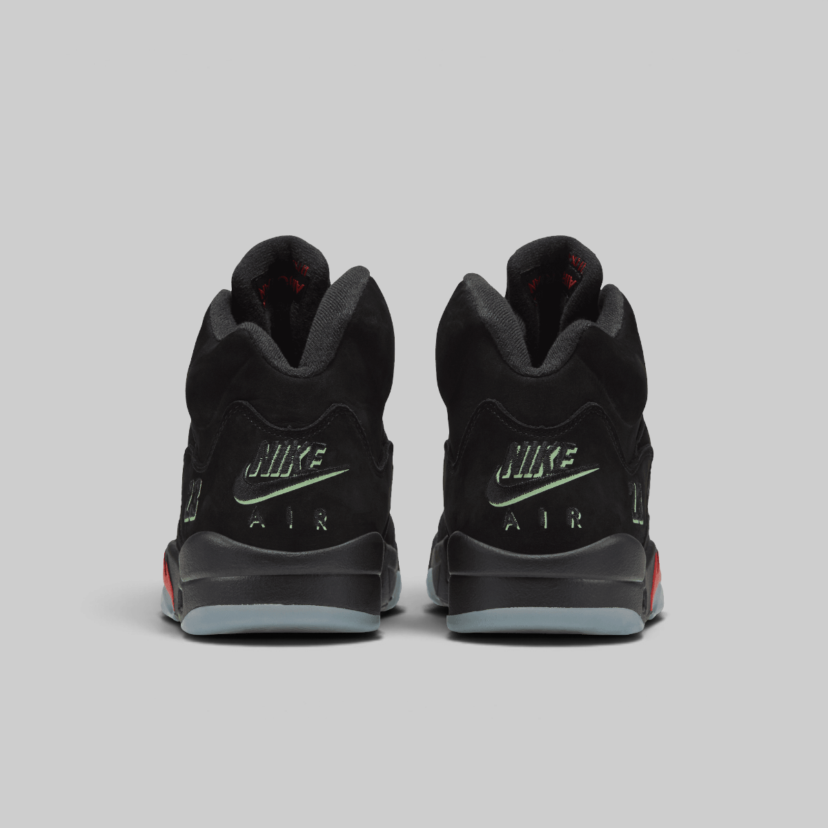 Air Jordan 5 Retro OG "Halloween"