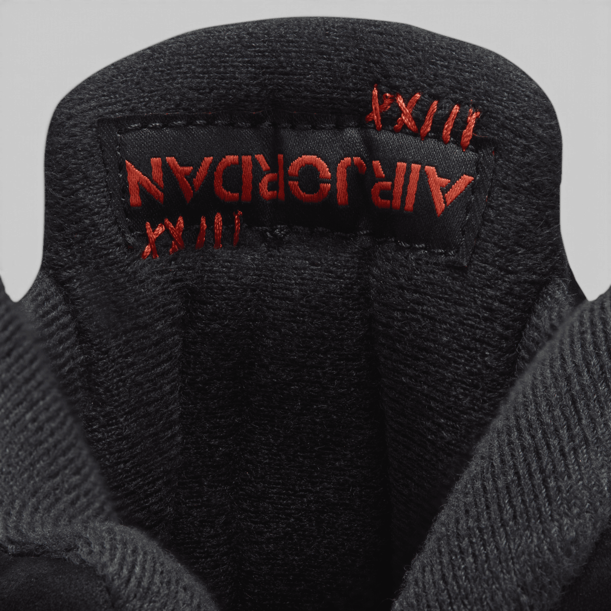 Air Jordan 5 Retro OG "Halloween"