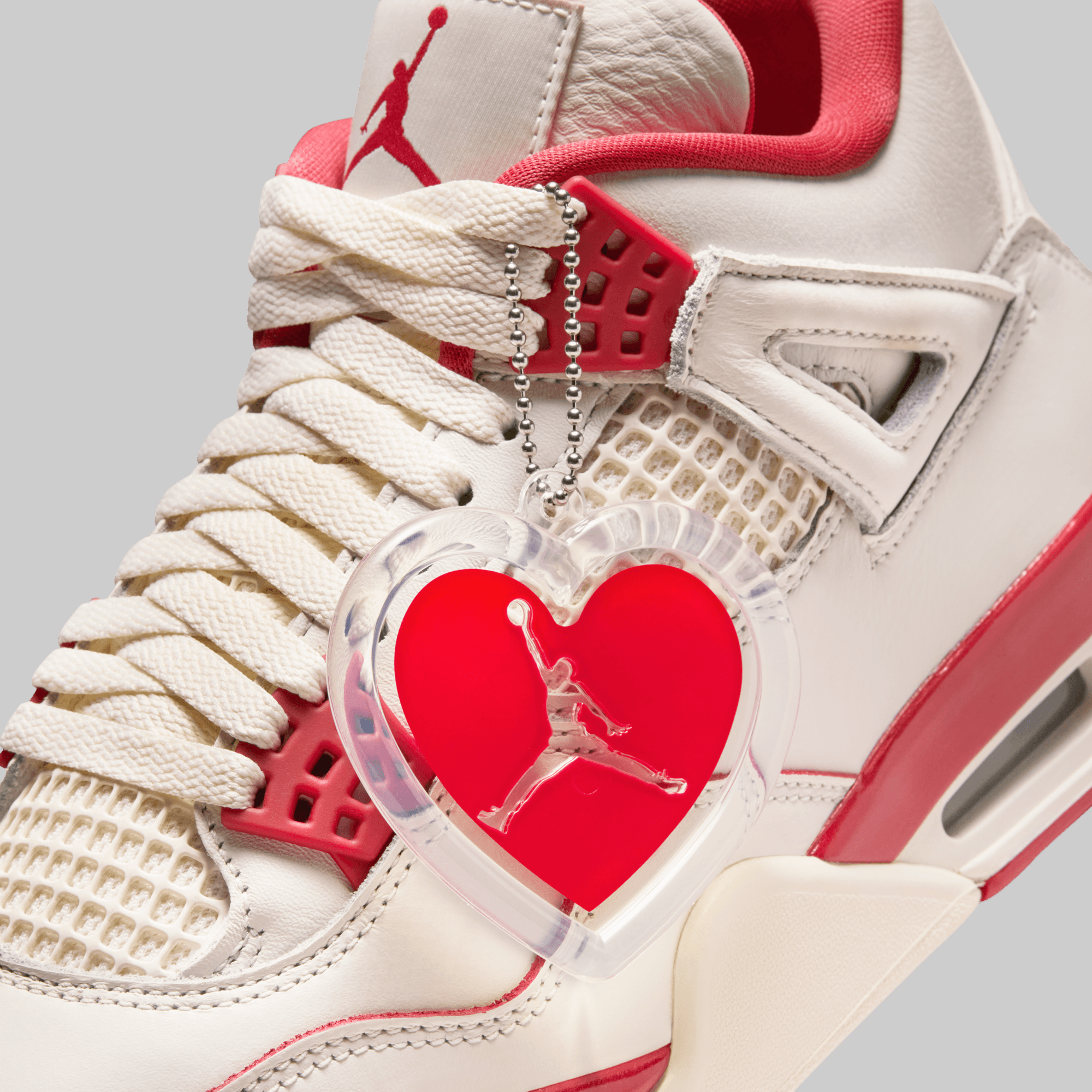 W's Air Jordan 4 Retro "Valentine's Day"