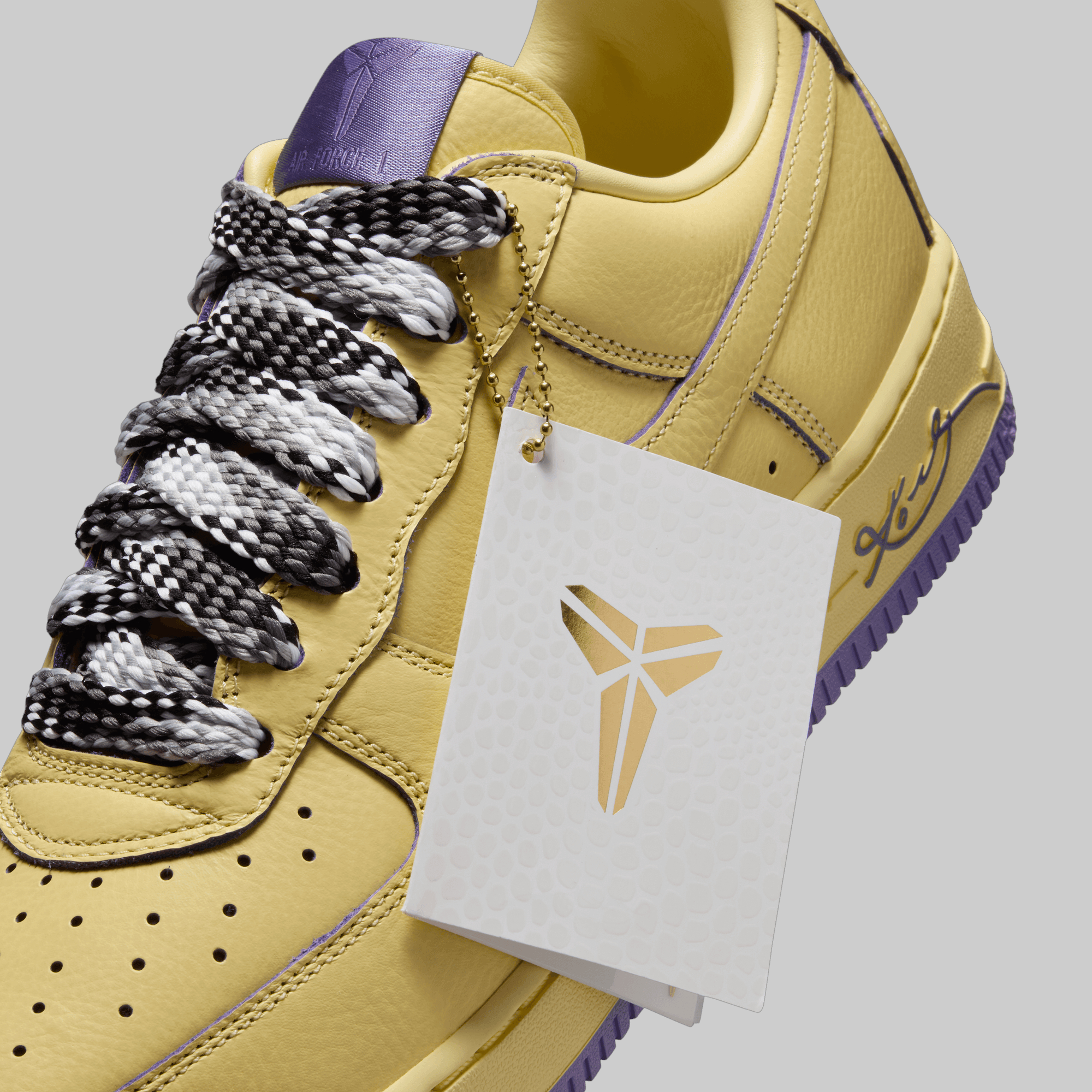 Kobe Bryant Air Force 1 Low Protro - Soft Yellow