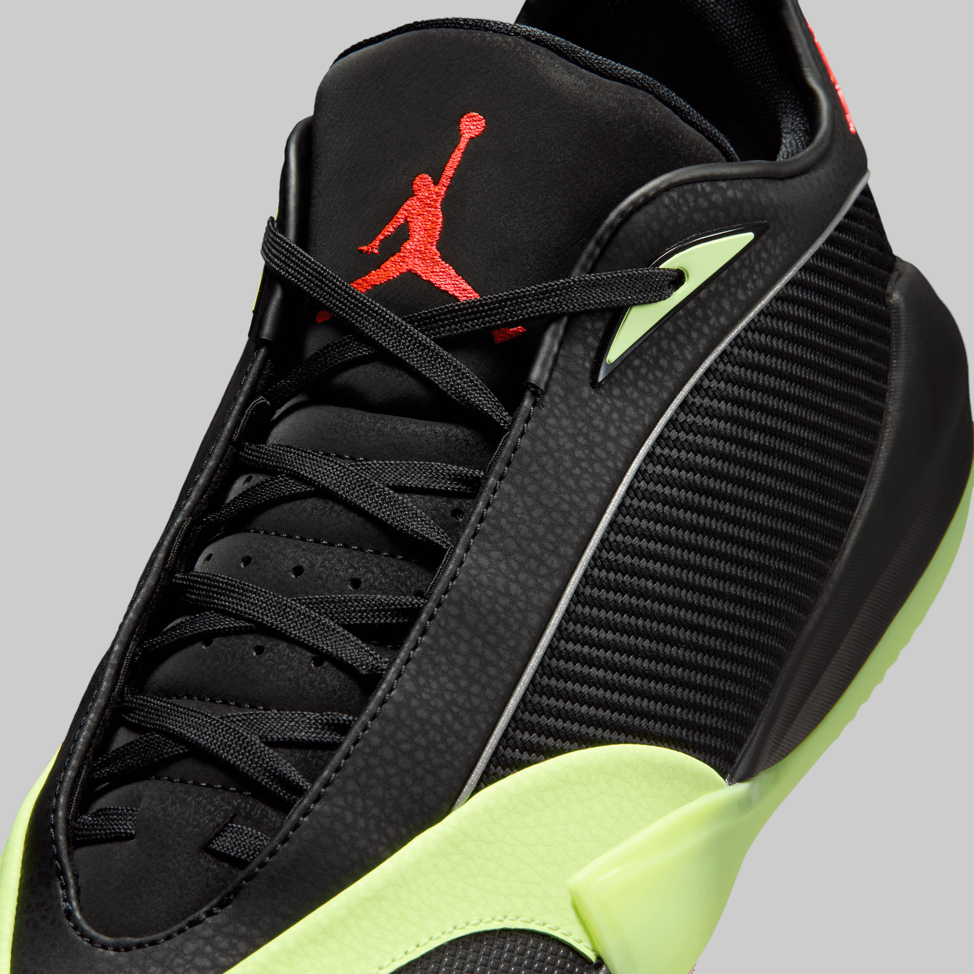 Air Jordan Triangle - Black/Barely Volt