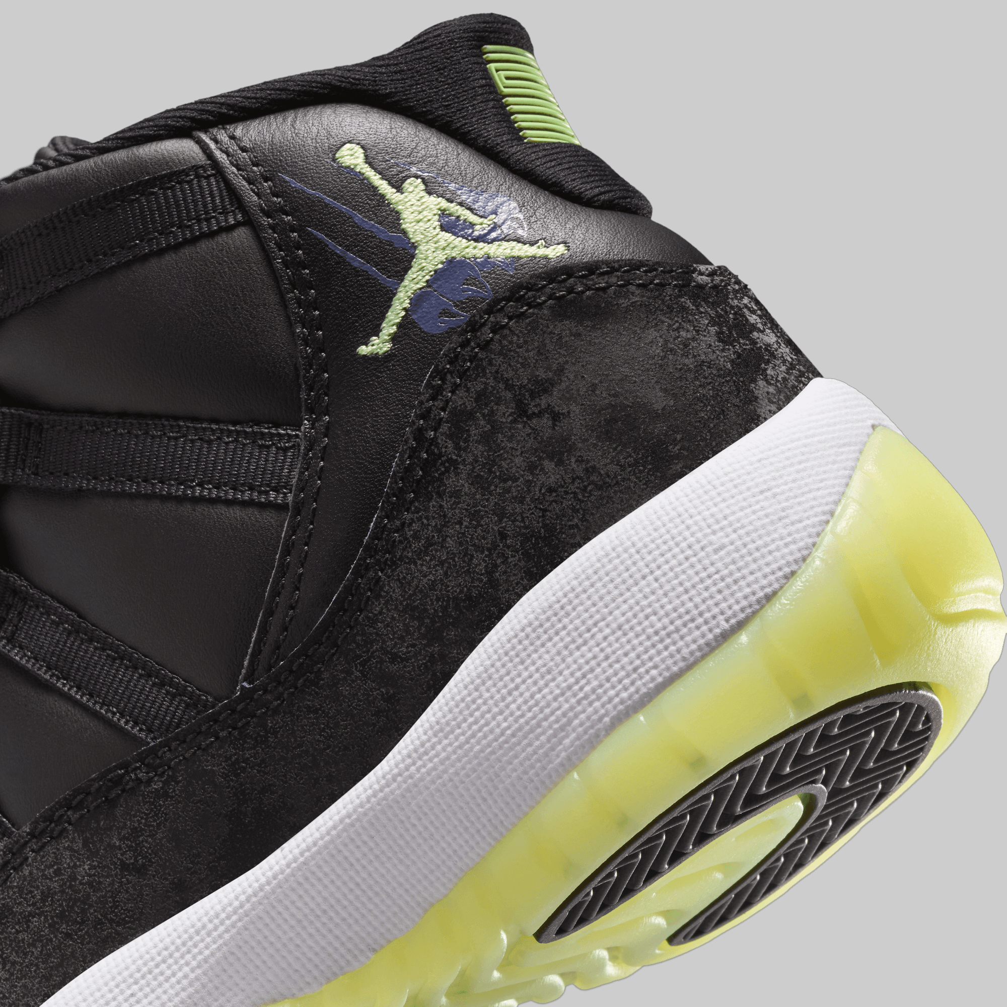 Air Jordan 11 Retro (Grade School) Halloween &quot;Inner Beast&quot;