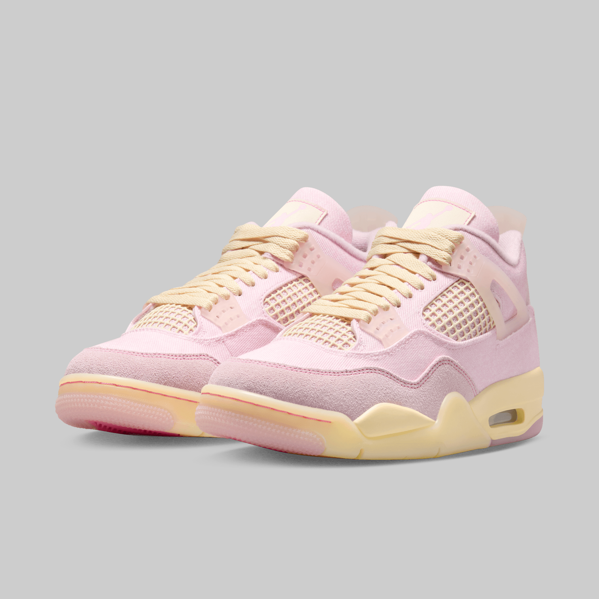 W's Air Jordan 4 Retro "Iced Carmine"