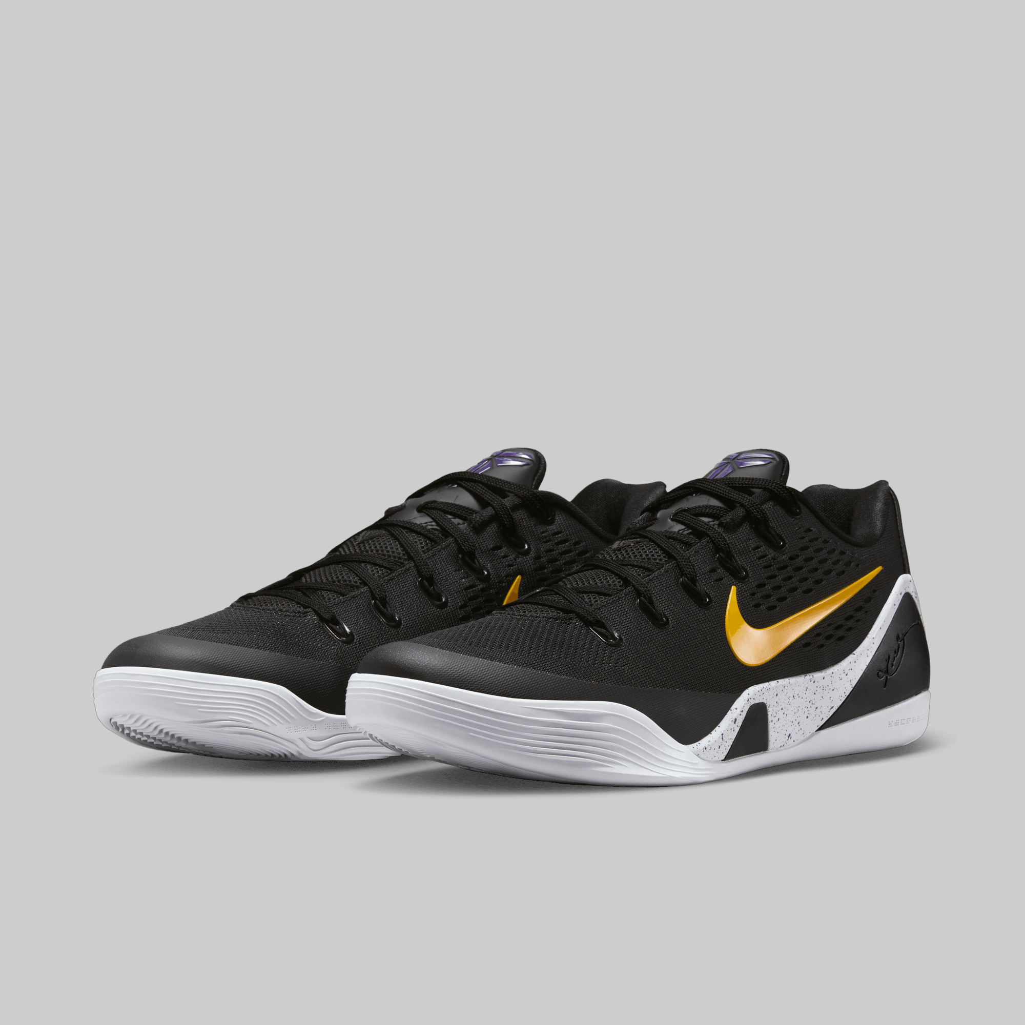 Kobe IX Elite Low EM Protro - Black/University Gold – LOADED