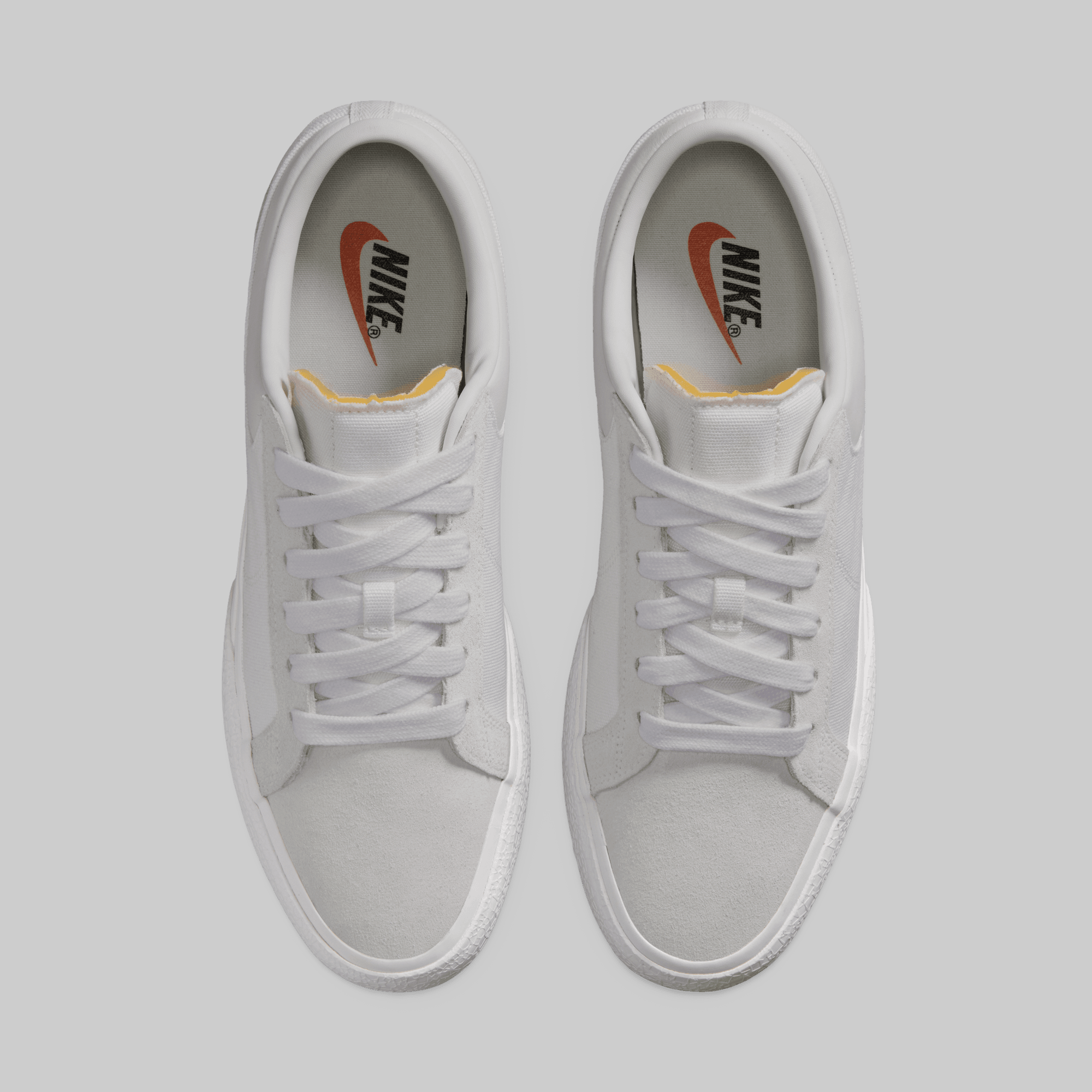 Blazy - White