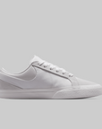 Blazy - White