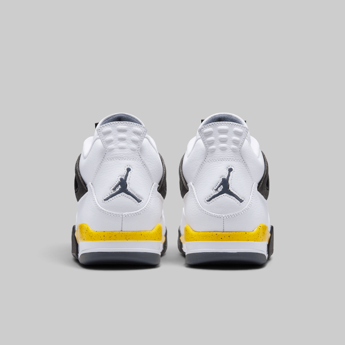 Air Jordan 4 Retro "Tour Yellow"