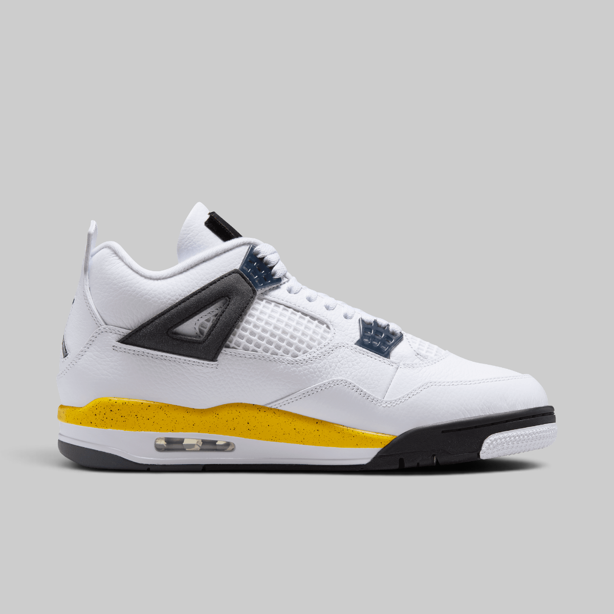 Air Jordan 4 Retro "Tour Yellow"