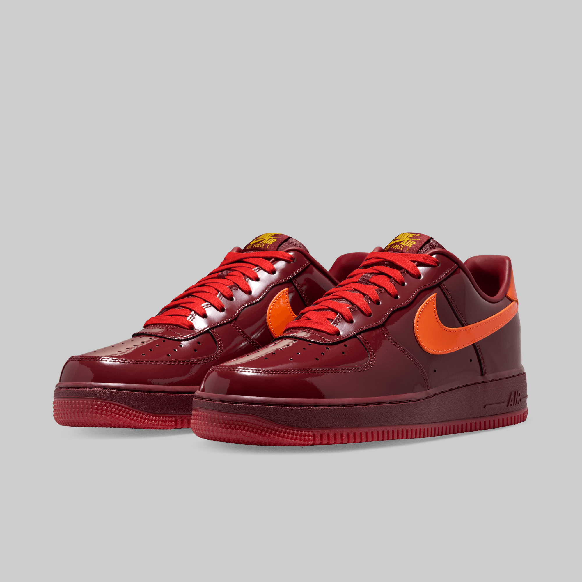 Air Force 1 Low QS - Dark Team Red