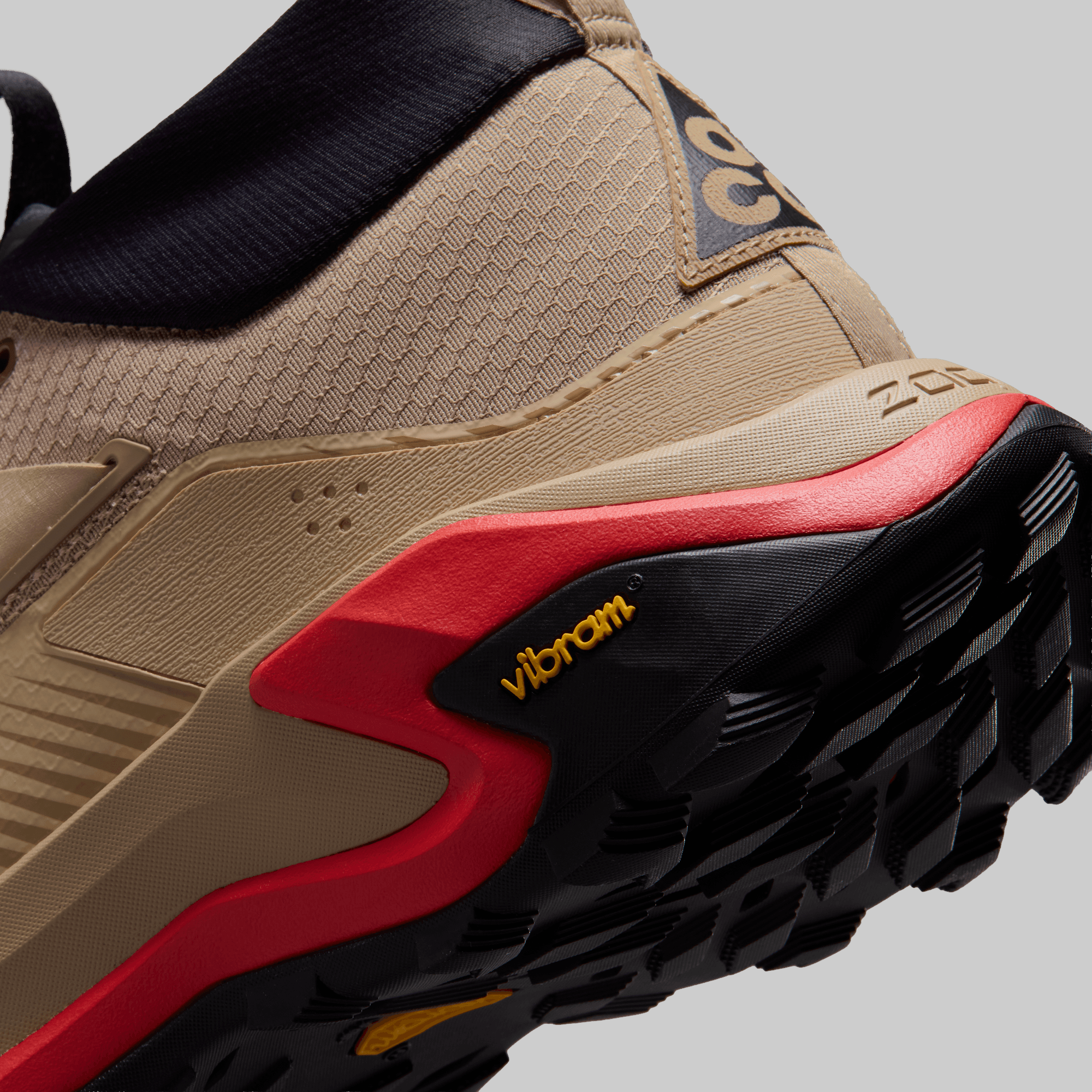ACG Zegama Hike - British Khaki
