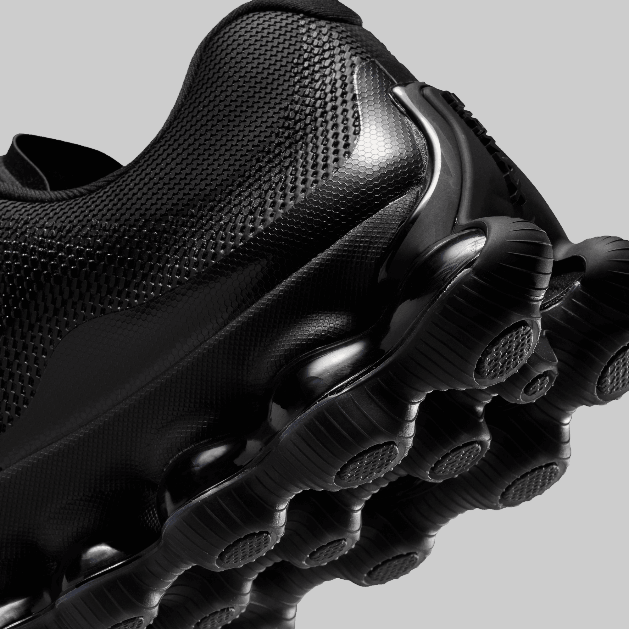 Air Liquid Max "Triple Black"