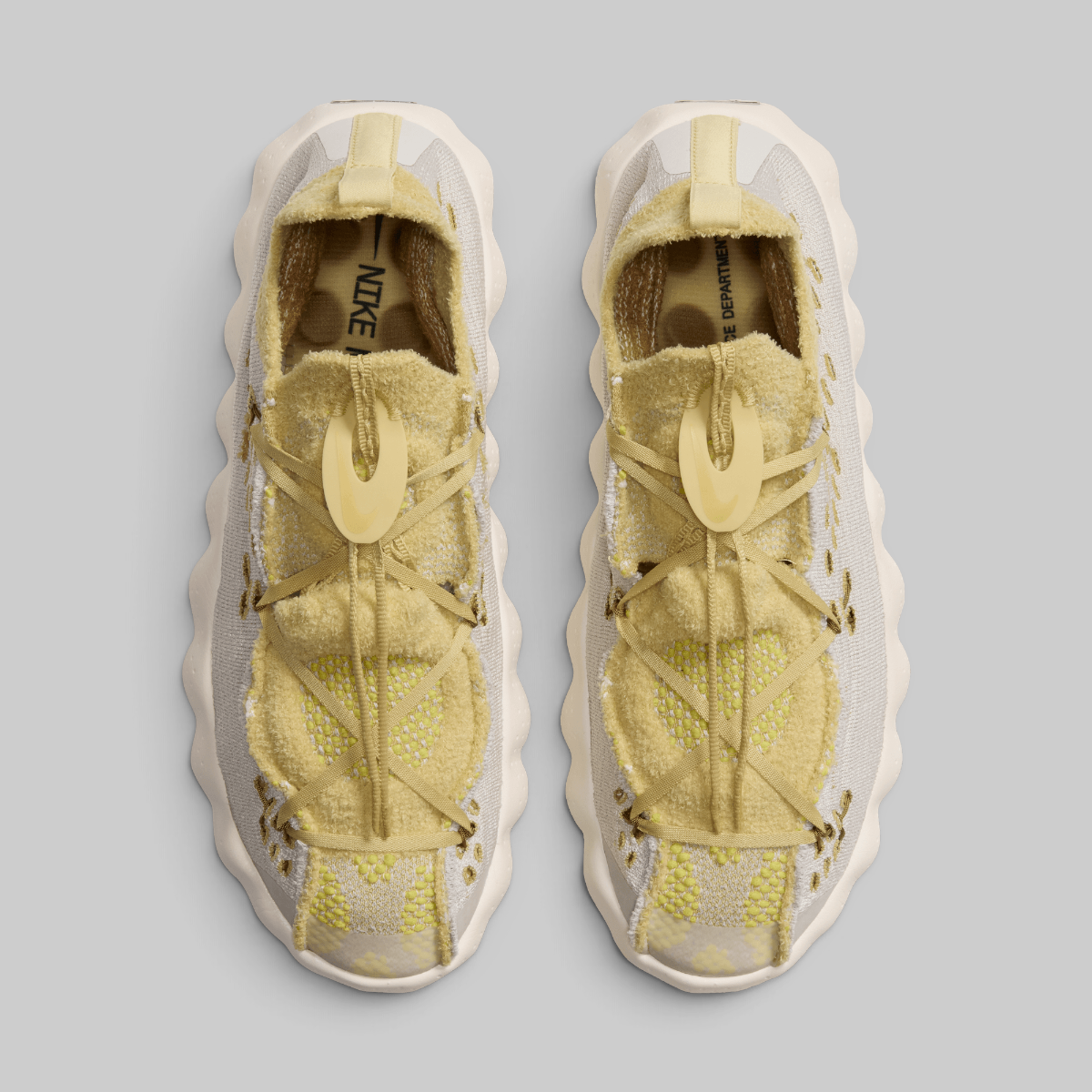 Mind 002 Flyknit QS - Light Bone