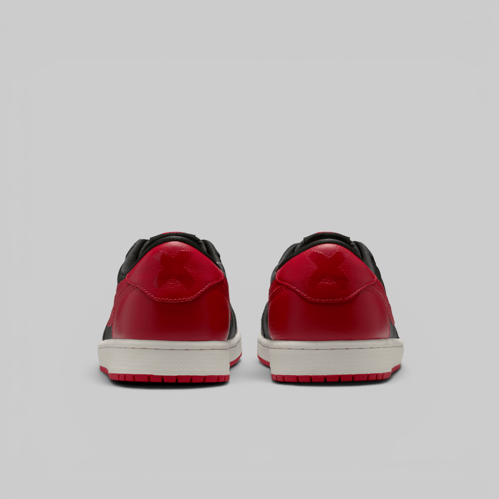 Air Jordan 1 Retro Low OG "Banned"