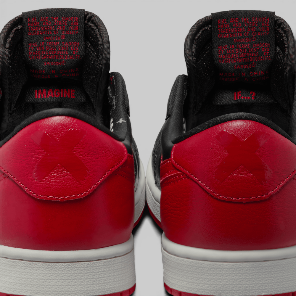 Air Jordan 1 Retro Low OG "Banned"