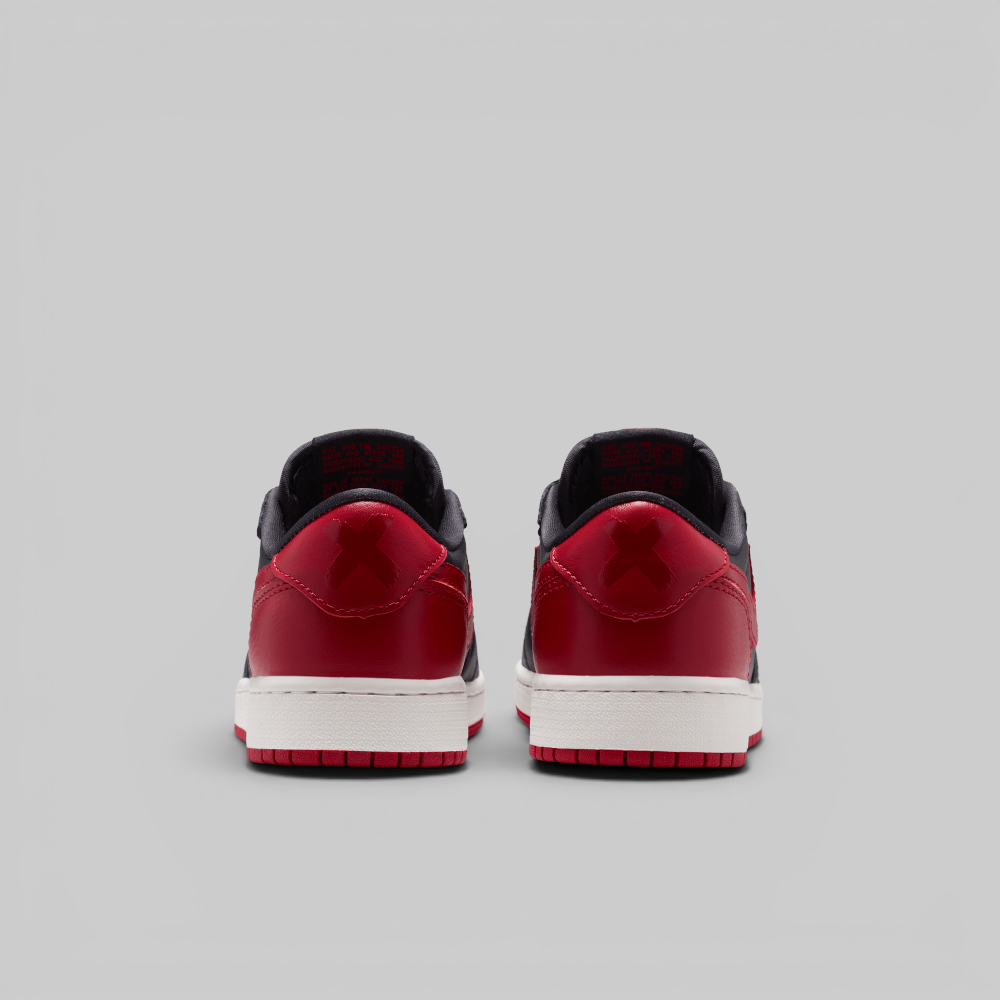 Air Jordan 1 Retro Low OG (Grade School) "Banned"