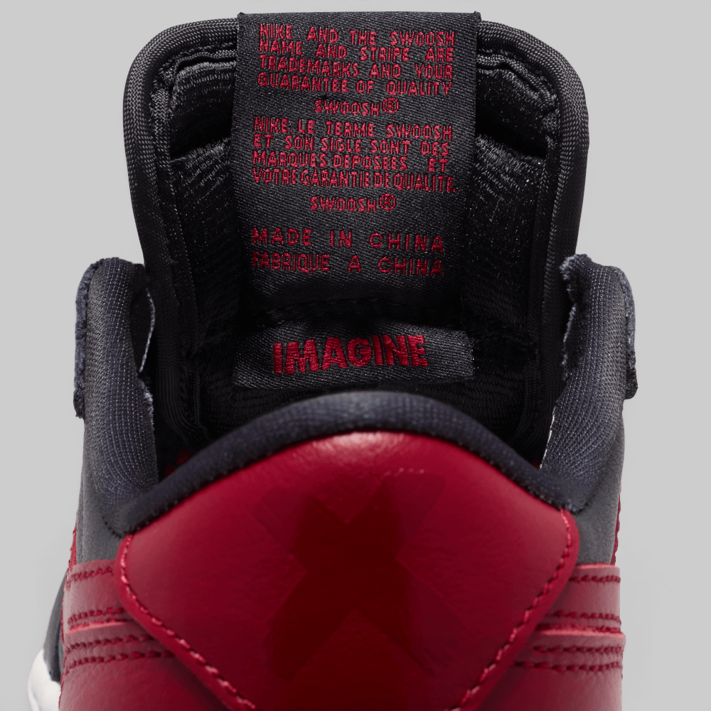 Air Jordan 1 Retro Low OG (Grade School) "Banned"