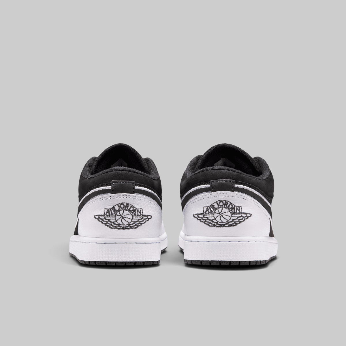 Air Jordan 1 Low Special Edition - Black/White