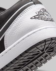 Air Jordan 1 Low Special Edition - Black/White