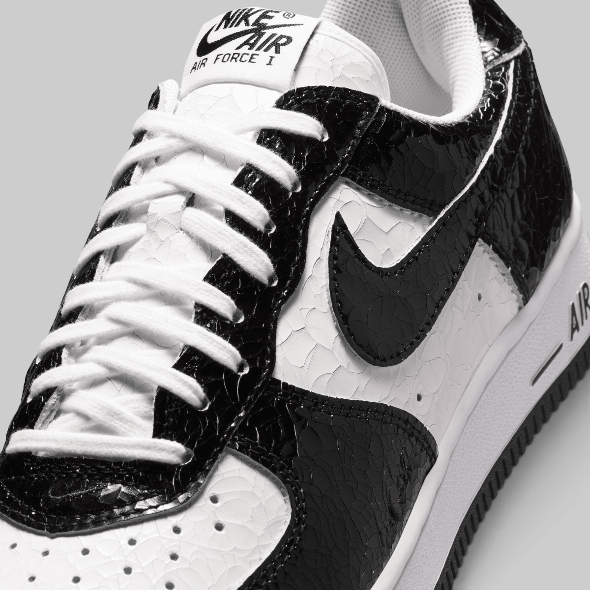 Air Force 1 "Cracked Leather"