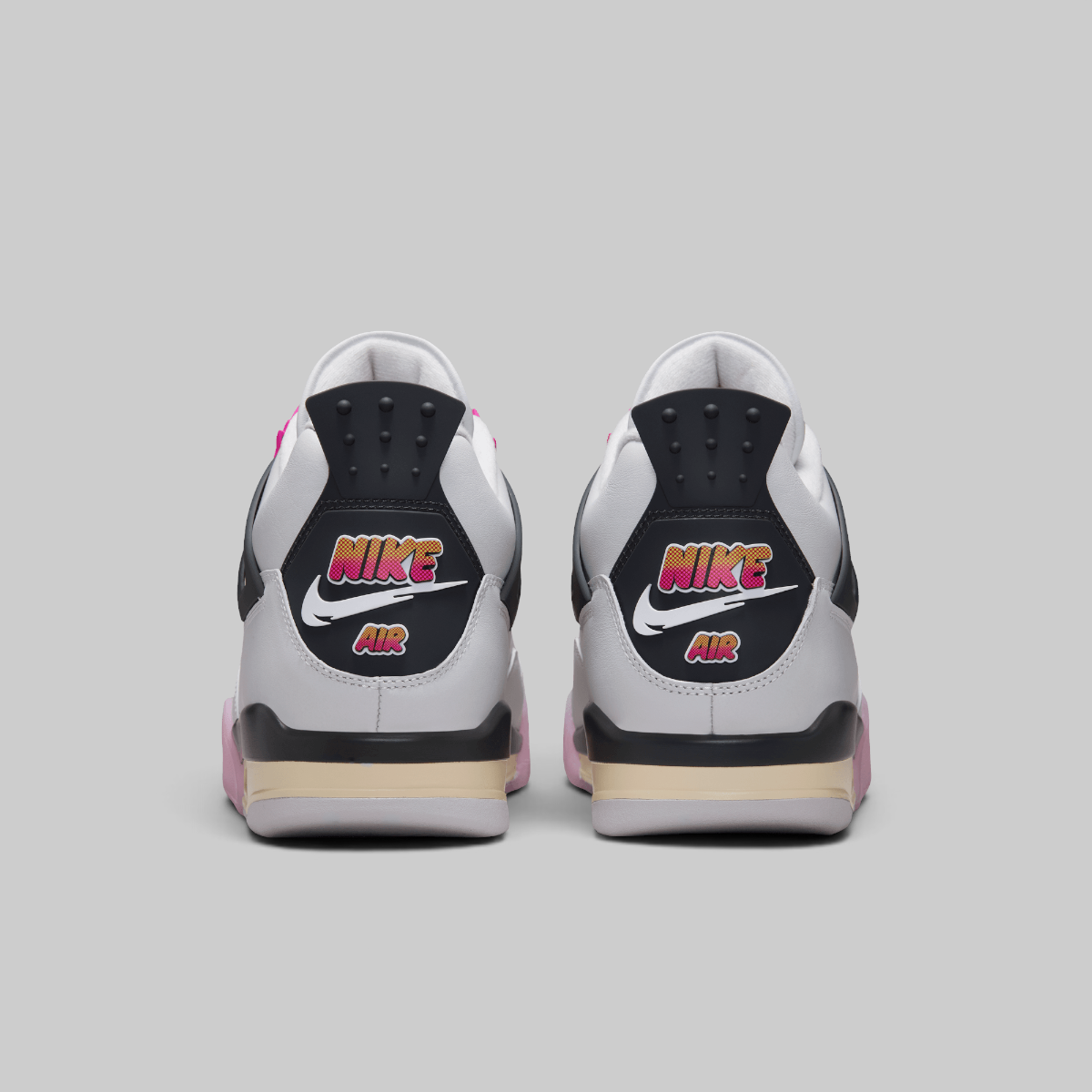 Air Jordan 4 Retro "Comic"